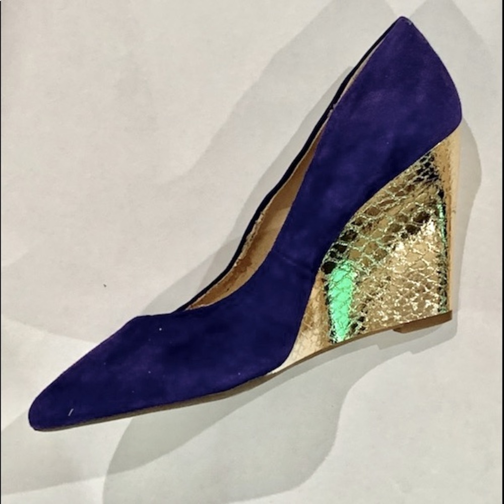 Gianni Bini Purple suede wedges 8